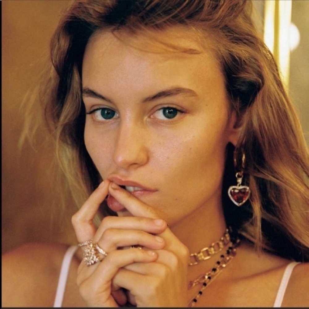 THE RUBY HEART Gold HOOP EARRINGS NWT